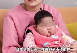 爆料视频婴儿,婴儿诞生瞬间，温馨感动瞬间捕捉